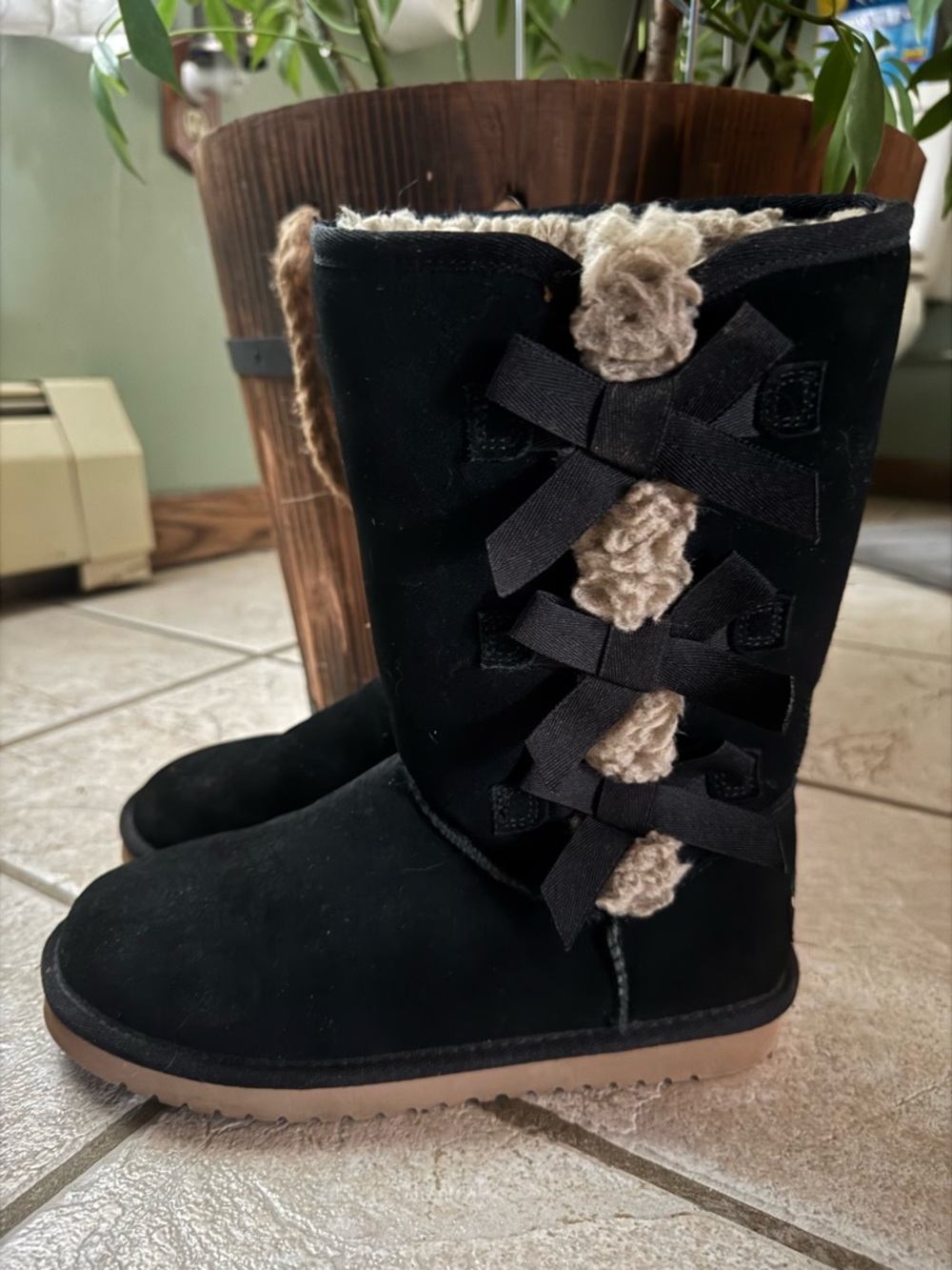 Ugg  Black Suede Winter Boots with Shearling and Bow Detail